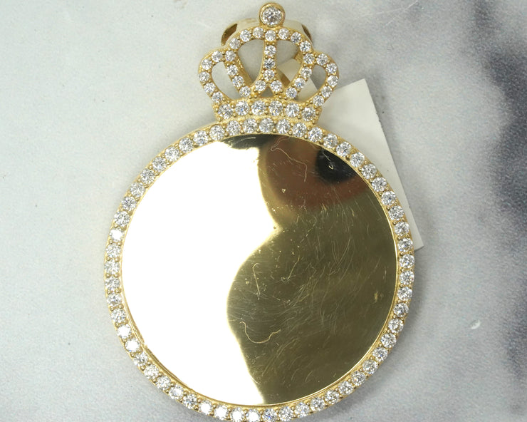 Crown Photo Pendant 14K yellow Gold