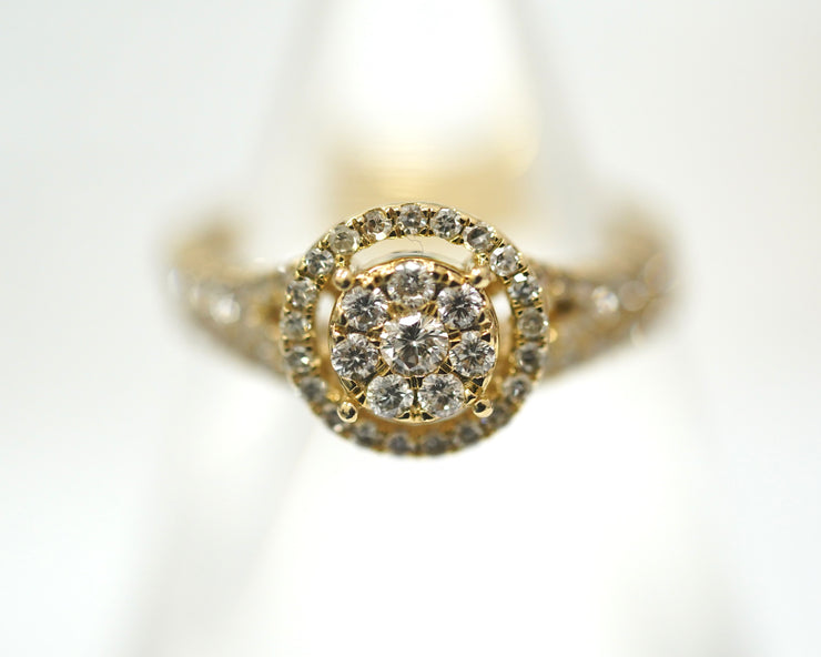 0.93Ct Diamond Engagement Ring 14K Yellow Gold